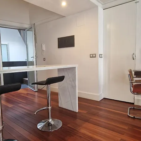 Elegant Duplex In The Heart Of